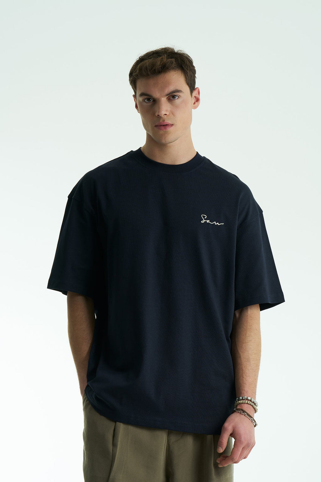 Oversized Artist Sketch Graphic T-Shirt