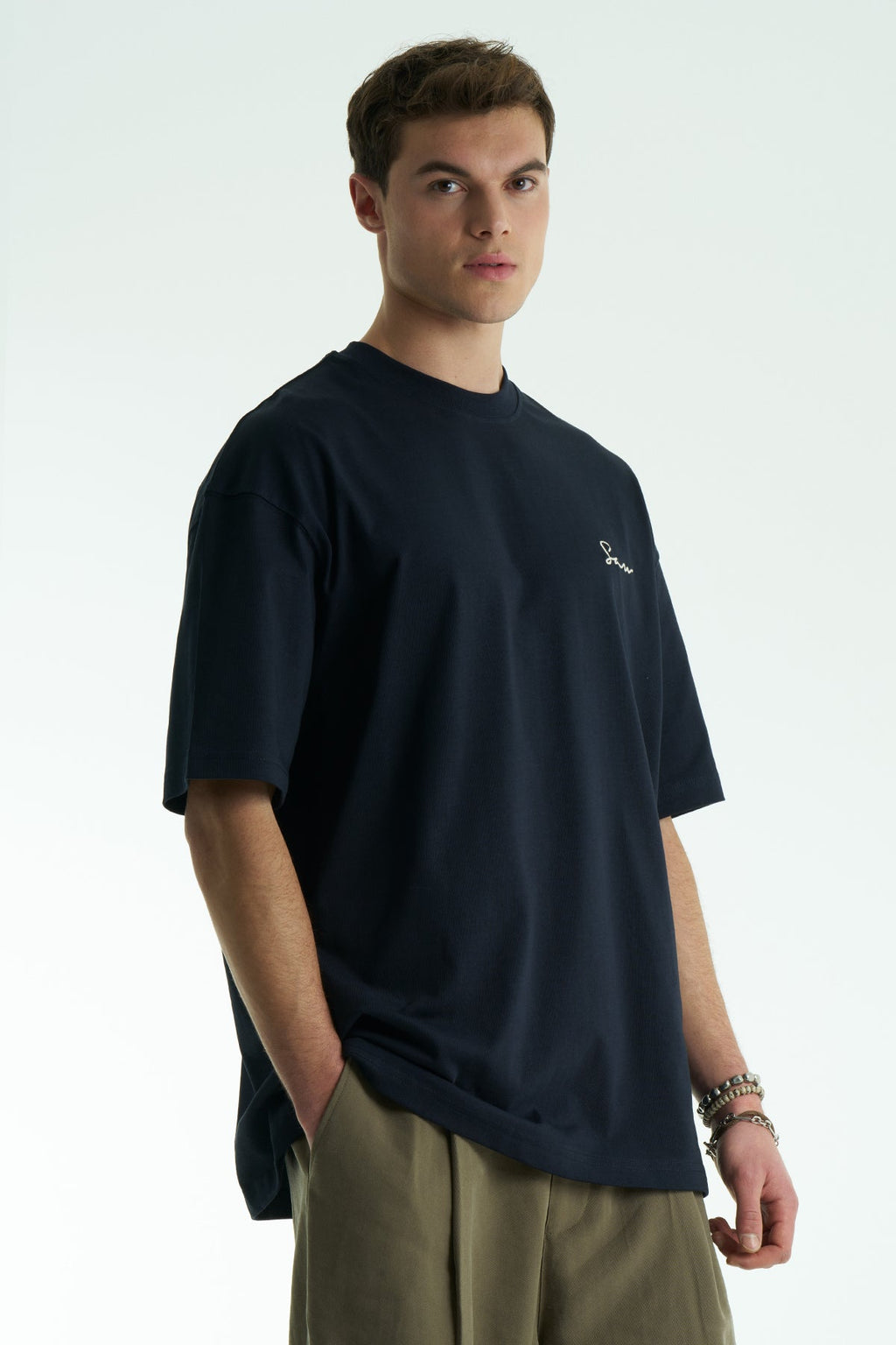 Oversized Artist Sketch Graphic T-Shirt